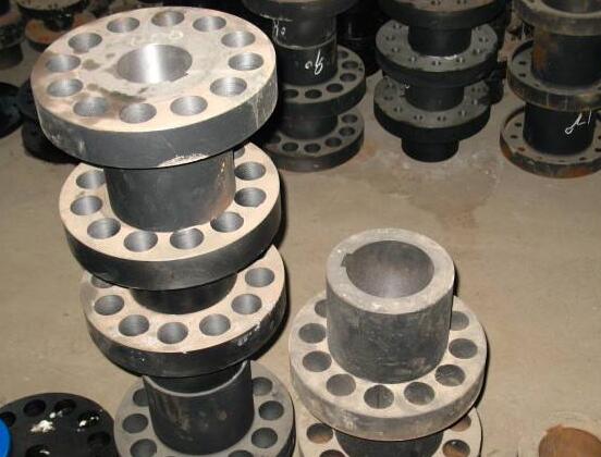 弹性柱销联轴器(图4) 弹性柱销联轴器(图4)